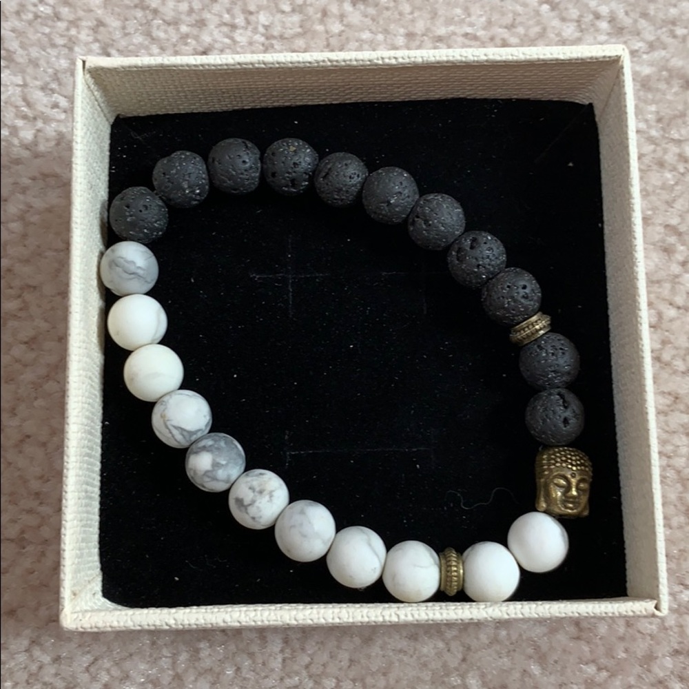Essential oil diffuser bracelet - Picture 7 of 8